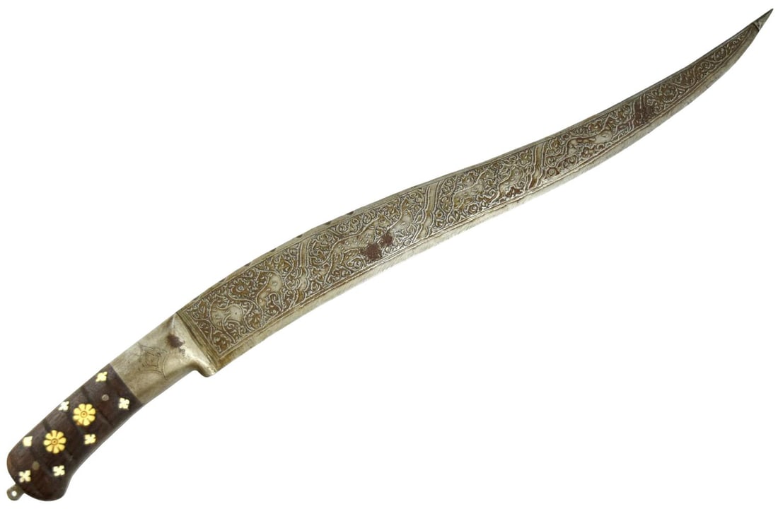 18th–19th Century Indo-Persian Curved Dagger with Chiseled Animal & Floral Decorated Blade (1 of 20)