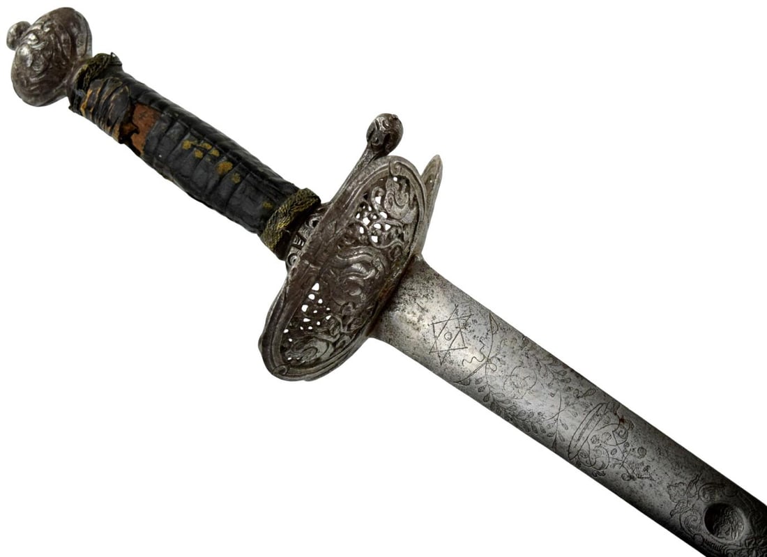 Rare 17th Century German or Italian Transitional Rapier (Pillow Sword), Etched Blade, c. 1650–1680 (1 of 20)