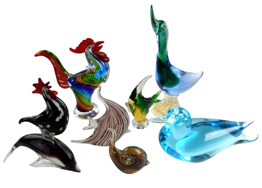 Group Vintage Decorative Figurines: Very fine group of eight vintage glass figurines. Great quality and details. Sizes: 16" largest item; 13" widest item; 4" smallest item. For additional images please visit sofedesignauctions.com