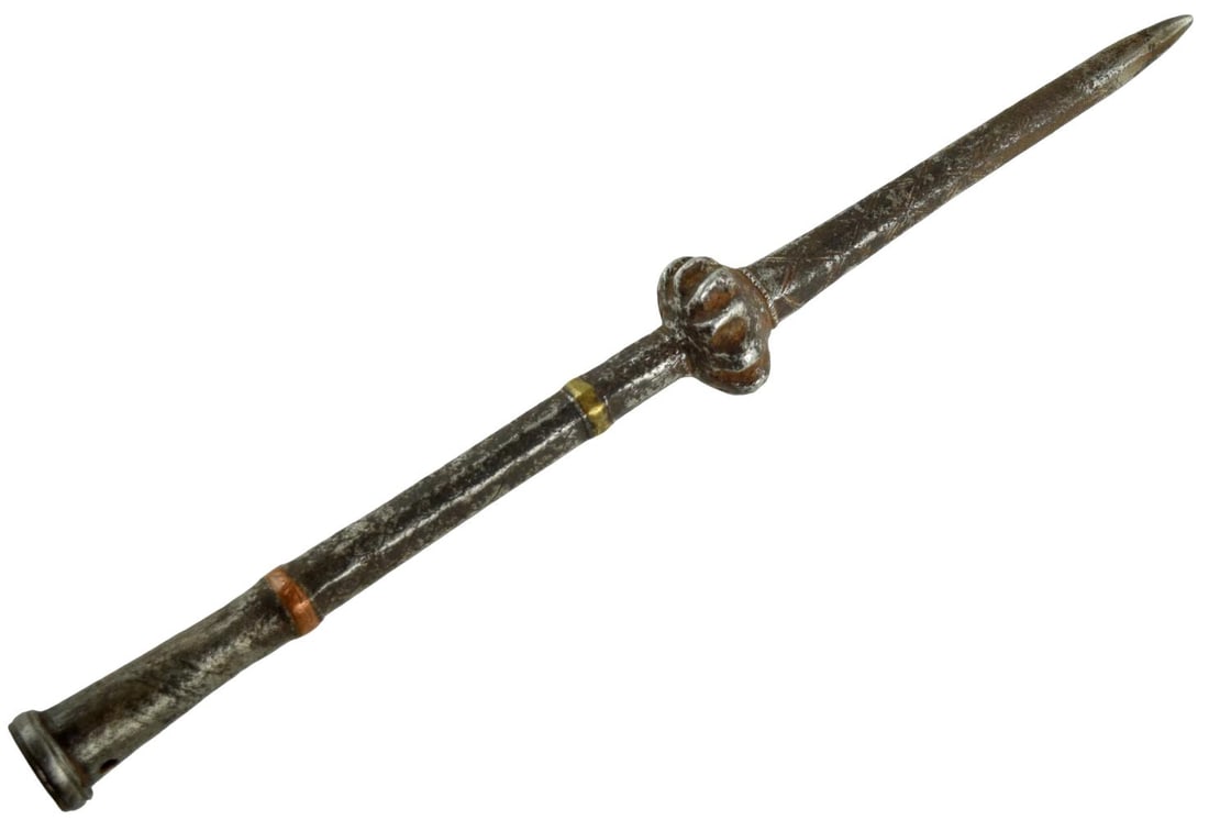 18th Century Indo-Persian Spear / Pike Head with Faceted Blade: An antique Indo-Persian spear or pike head, dating to the 18th century or earlier, of forged steel construction. The piece features a long tapering, faceted thrusting blade with incised geometric deco