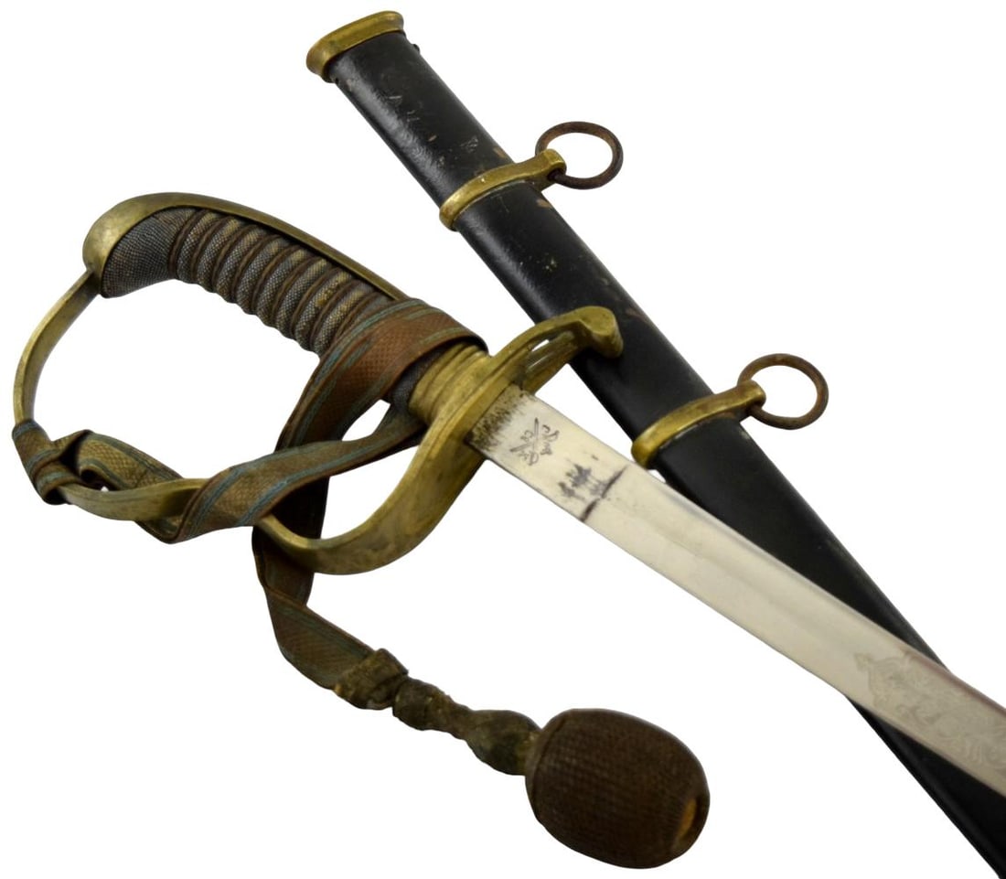WWI German NCO Sword with Engraved Blade, Maker Mark, Portepee & Scabbard (1 of 20)