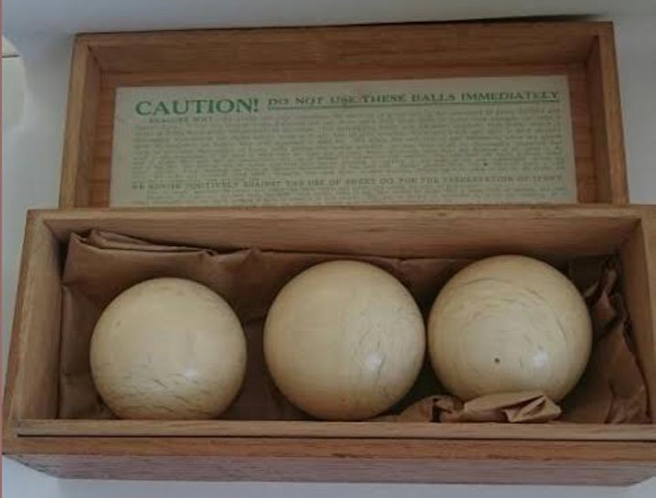 Brunswick-Balke Collender Co three billiards pool balls (1 of 6)