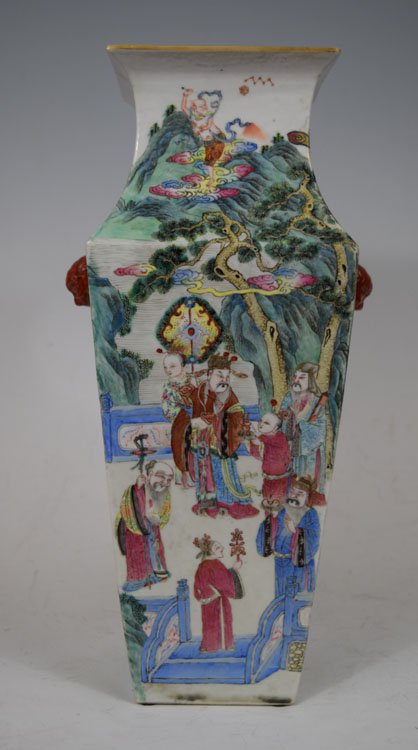 Important Chinese Porcelain Square Vase (1 of 7)