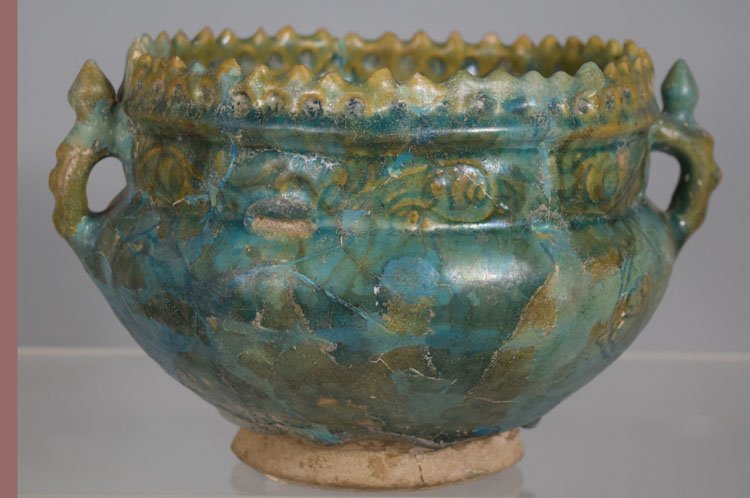 11th century Persian Islamic Azerbaijan Gurgon Ceramic (1 of 4)