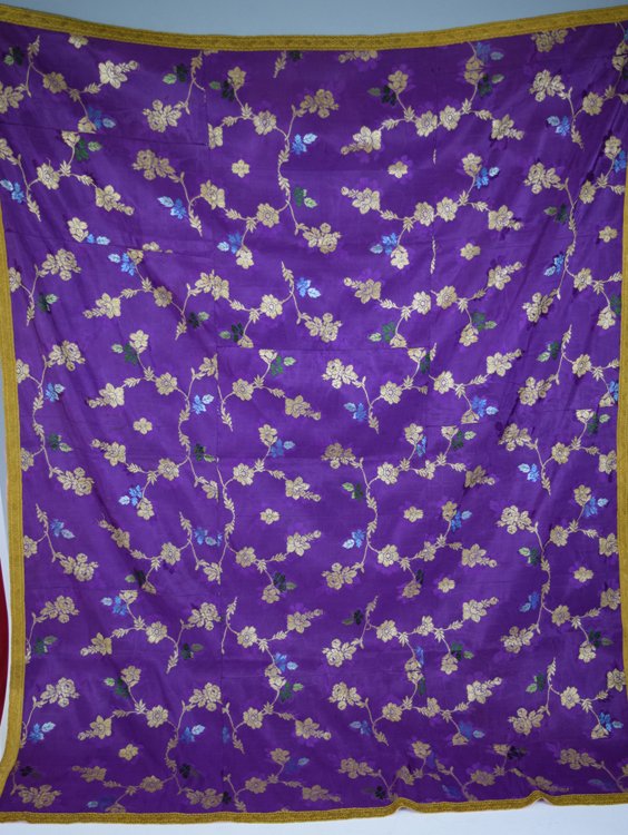 18th-19th C French Silk Embroidery Tablecloth (1 of 5)