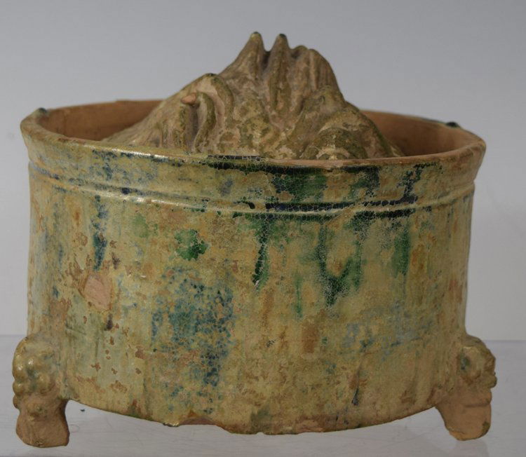 Chinese Zhou-Chin Period An Iridescent Glazed Pottery (1 of 6)