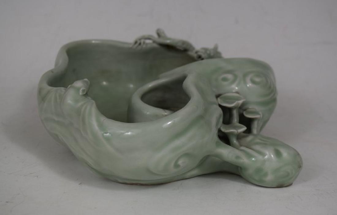Chinese 19th Century Celadon Decorated Dish (1 of 6)