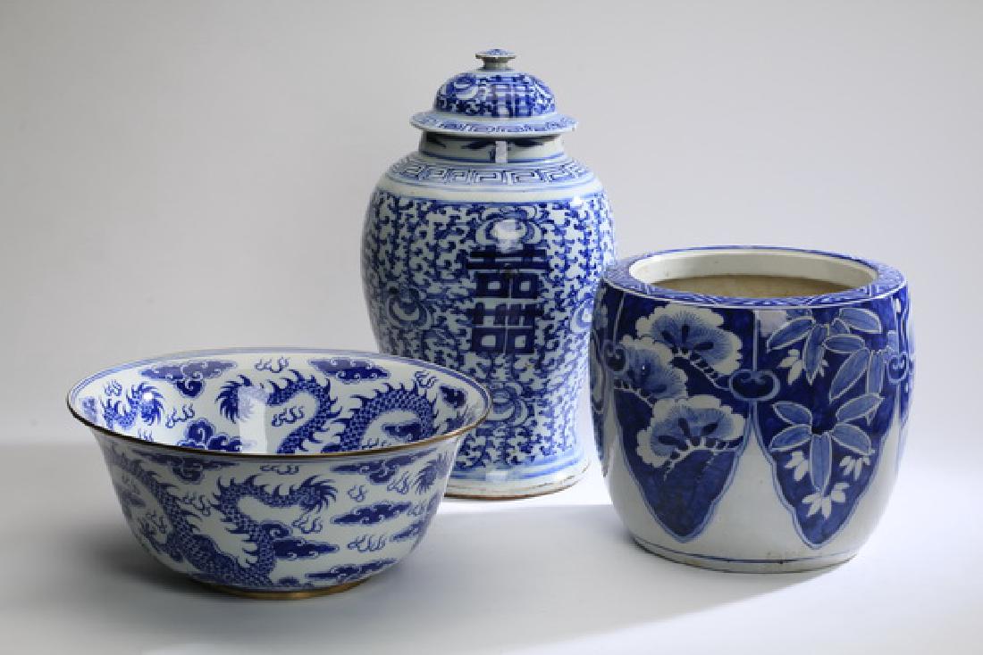 (3) Chinese blue & white porcelain articles (1 of 2)