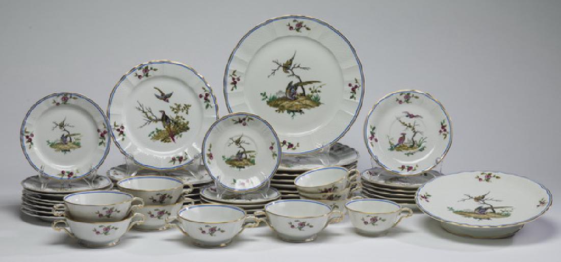 38-Pc Bernardaud & Cie Limoges dinner service: Bernardaud & Cie Limoges porcelain dinner service in the 'Sceaux' pattern, comprising: (8) dinner plates, 10.5"dia; (6) salad plates, 8.5"dia; (8) bread plates, 6.5"dia; (6) consomme with liners, 2"h