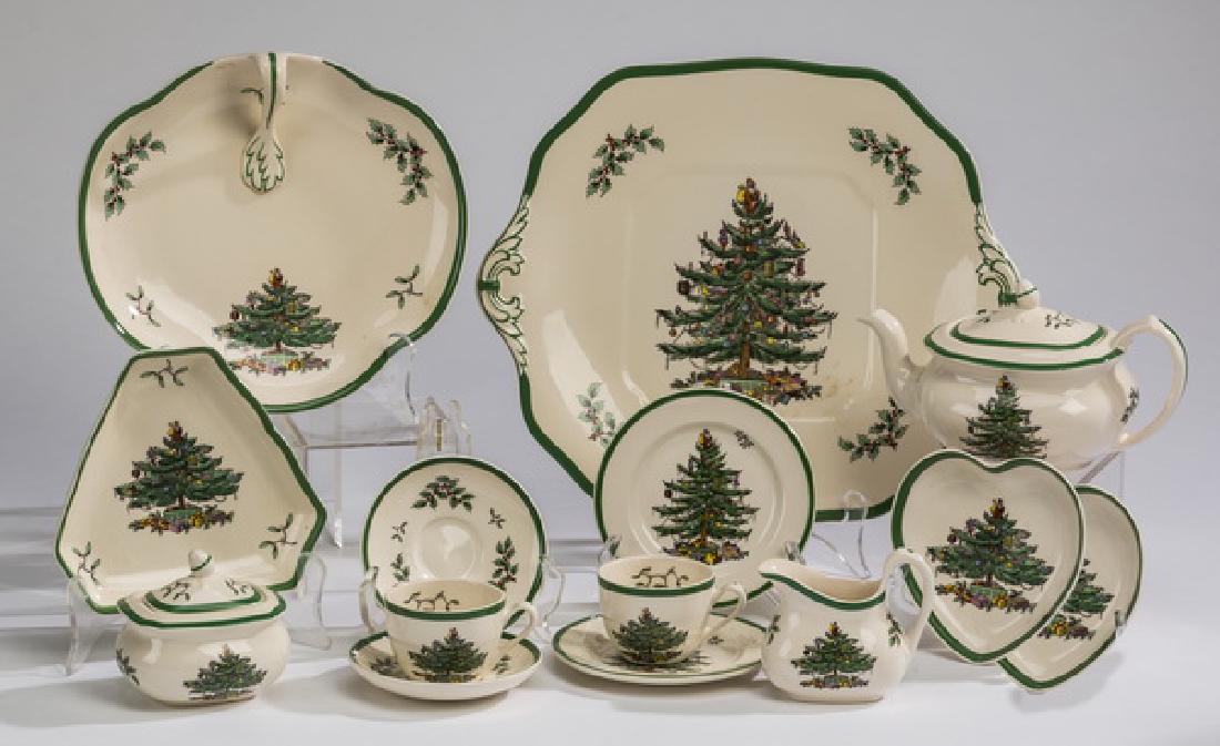 14-Piece Spode 'Christmas Tree' table accessories (1 of 2)