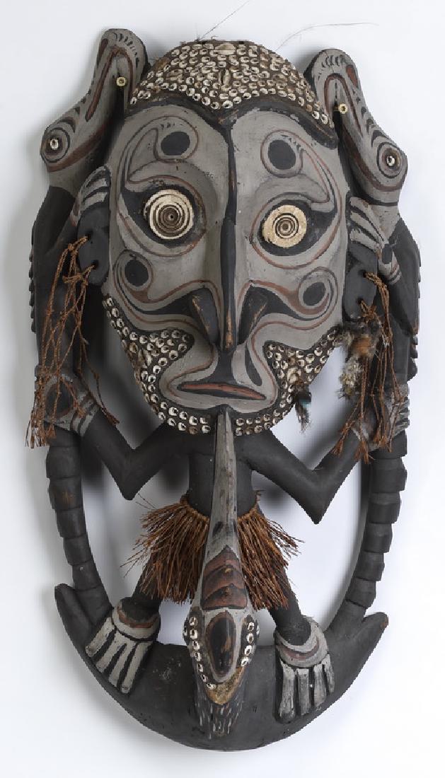 Papua New Guinea carved figural suspension hook (1 of 3)