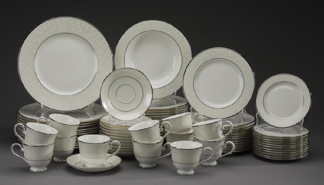 72 Pc Lenox porcelain 'Opal Innocence' dinner service (1 of 4)