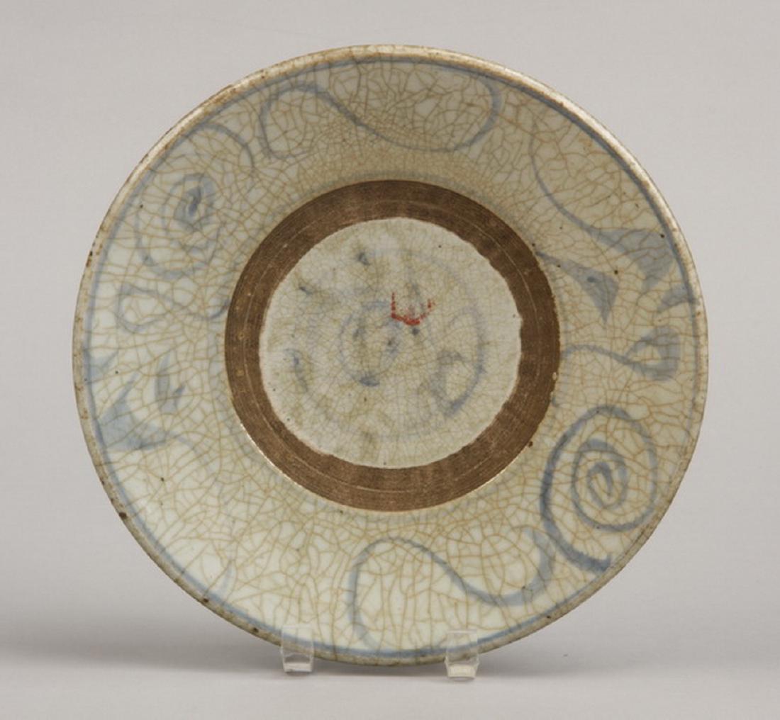 Chinese archaistic style shallow plate (1 of 2)