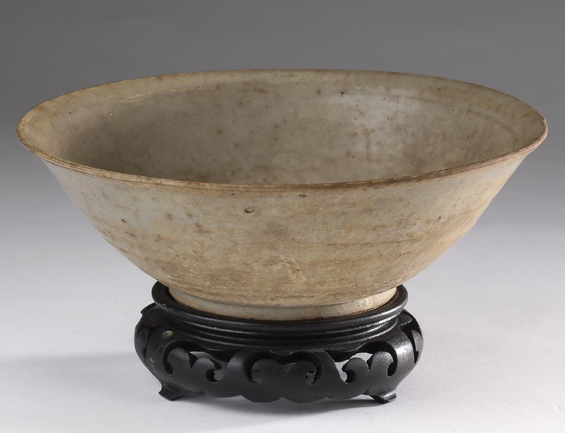 15th c. Thai stoneware Samkanpaeng bowl (1 of 3)