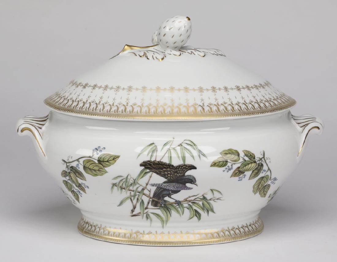 Mottahedeh hand painted 'Bird of Paradise' tureen (1 of 4)