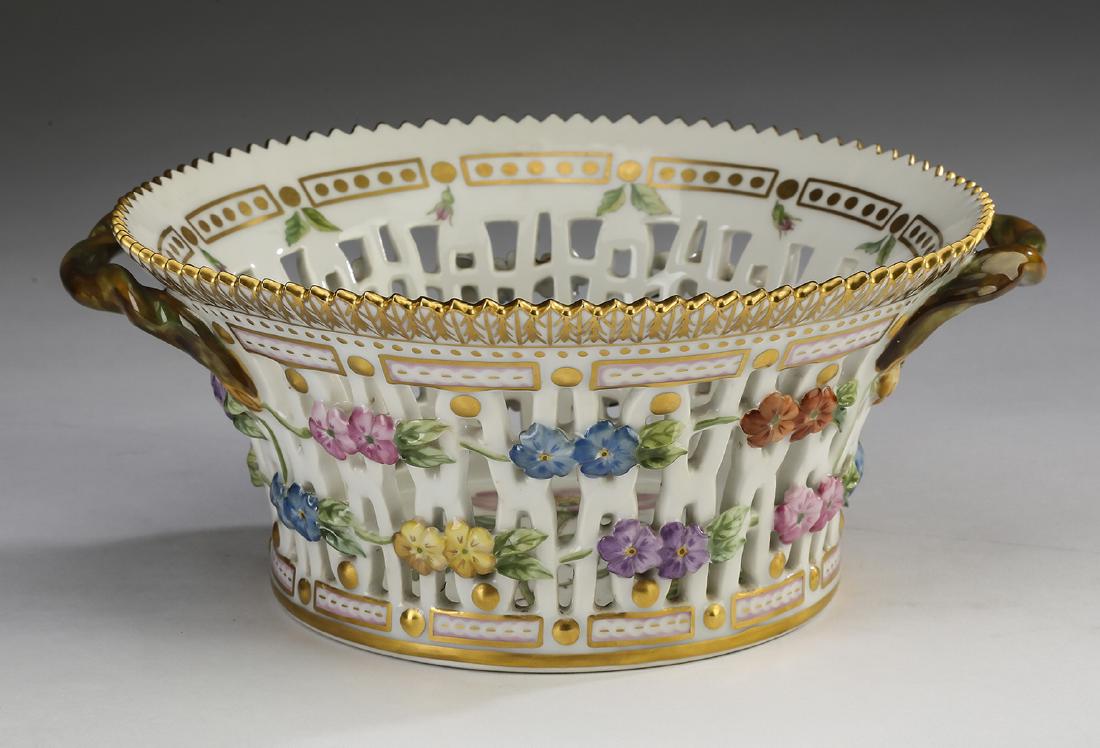 Royal Copenhagen Flora Danica round basket, 8"w: Royal Copenhagen Flora Danica 'Rosa Tomentosa' round basket, having naturalistic double handles flanking the flared bowl with a serated edge and gilt border above piercings with garlands centering the