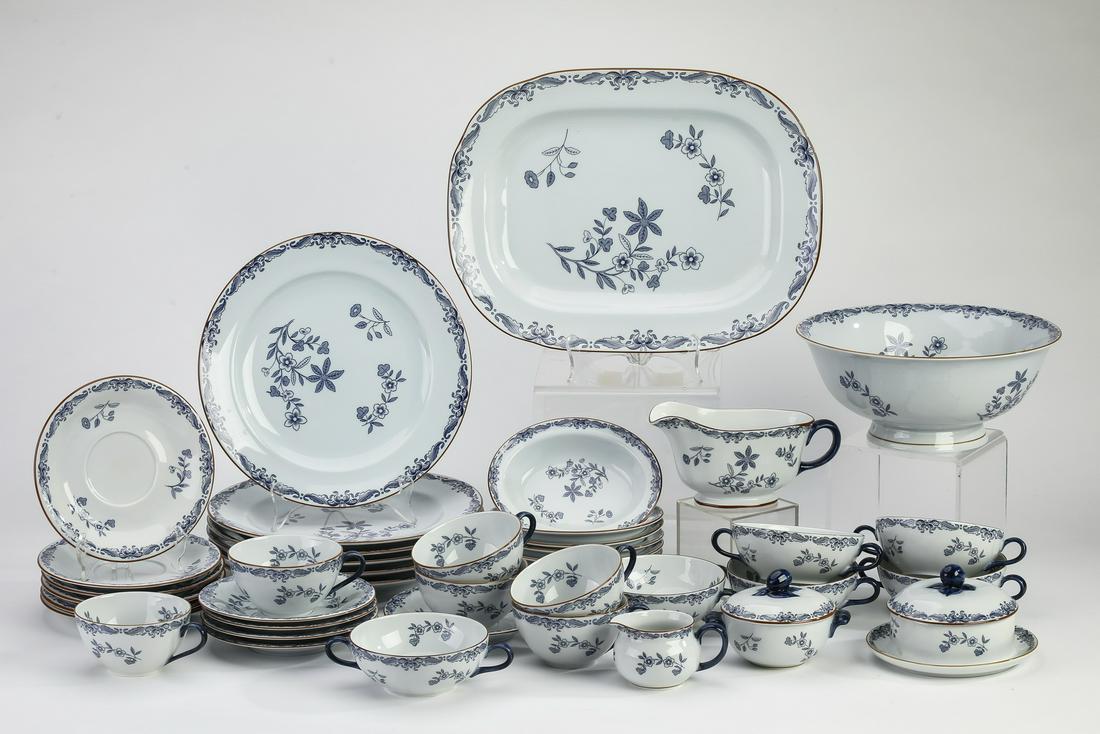(42 pcs) Rorstrand 'East Indies' table service for 6: Rorstrand feldspar porcelain table service for six in the 'East Indies' pattern, having cobalt floral sprays on a blue tinted ground, comprising: (6) dinner plates, 10.5"dia, (6) oval bowls, (6) conso