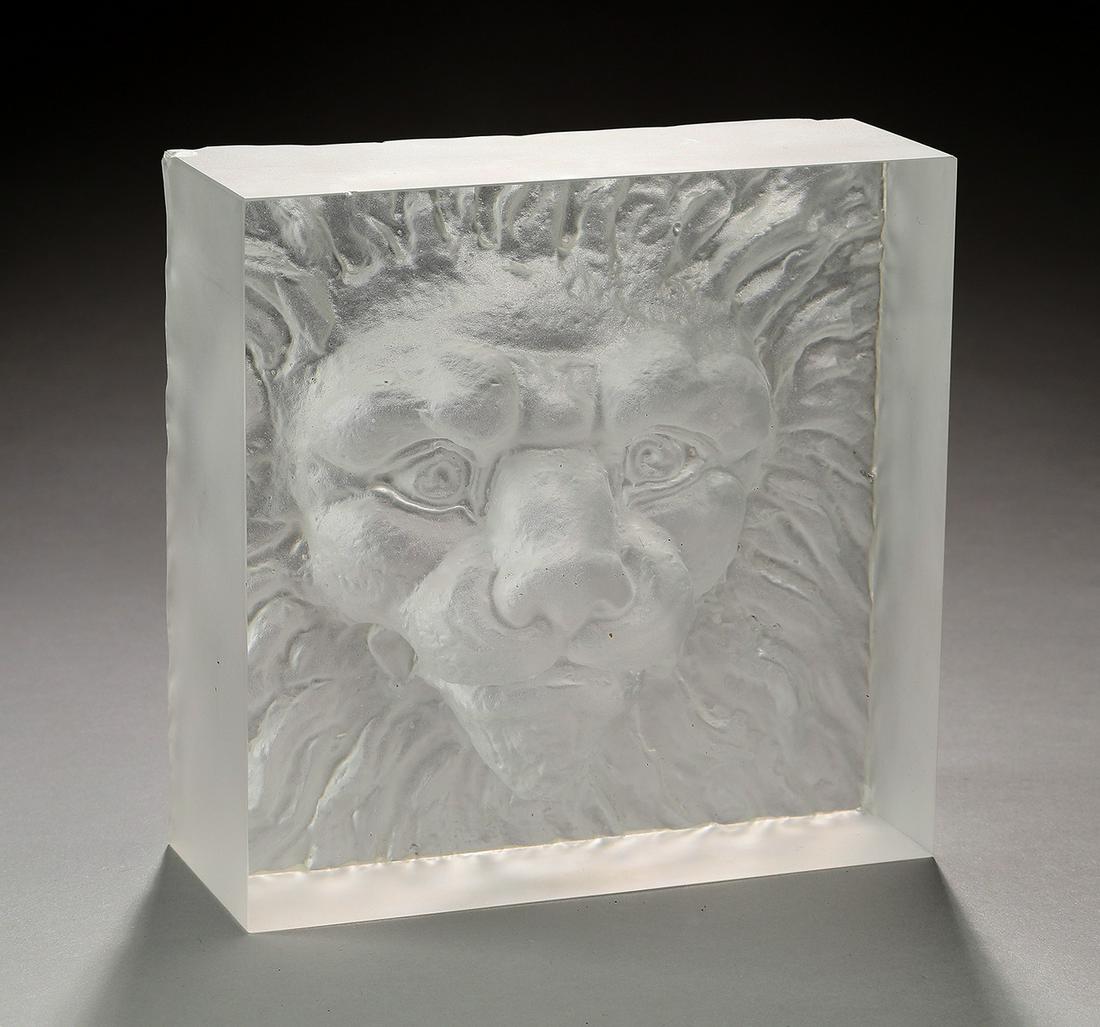 Acrylic block with reverse intaglio lion's head (1 of 1)