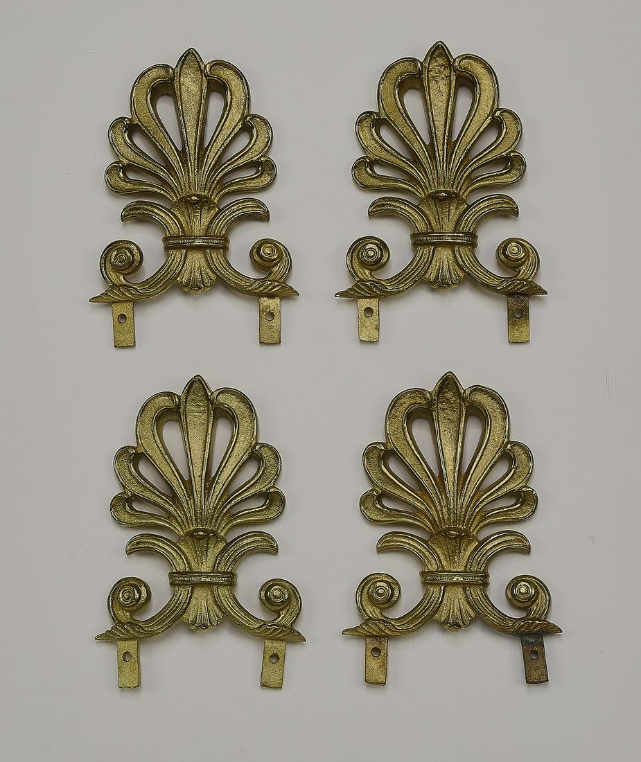 (4) Gilt bronze scrollwork decorative appliques: Group of (4) Italian gilt bronze decorative appliques, each of pierced scrollwork medallion form, 5.25"h x 3.75"w x 0.5"d.