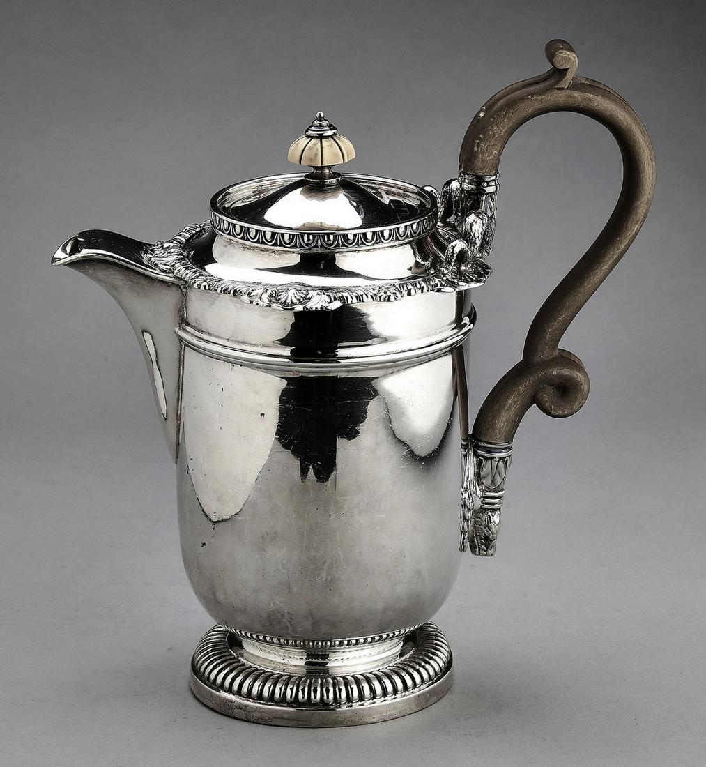 James Dixon & Sons sterling silver chocolate pot: James Dixon & Sons of Sheffield sterling silver chocolate pot in the Rococo taste, 1923, having a cylindrical form, bone finial, and curving wooden handle, the whole rising on a gadrooned base, marked