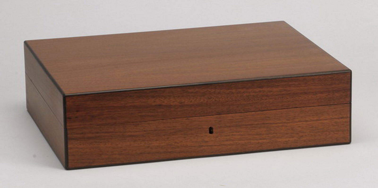 Hand crafted Italian cigar humidor in burl walnut (1 of 4)