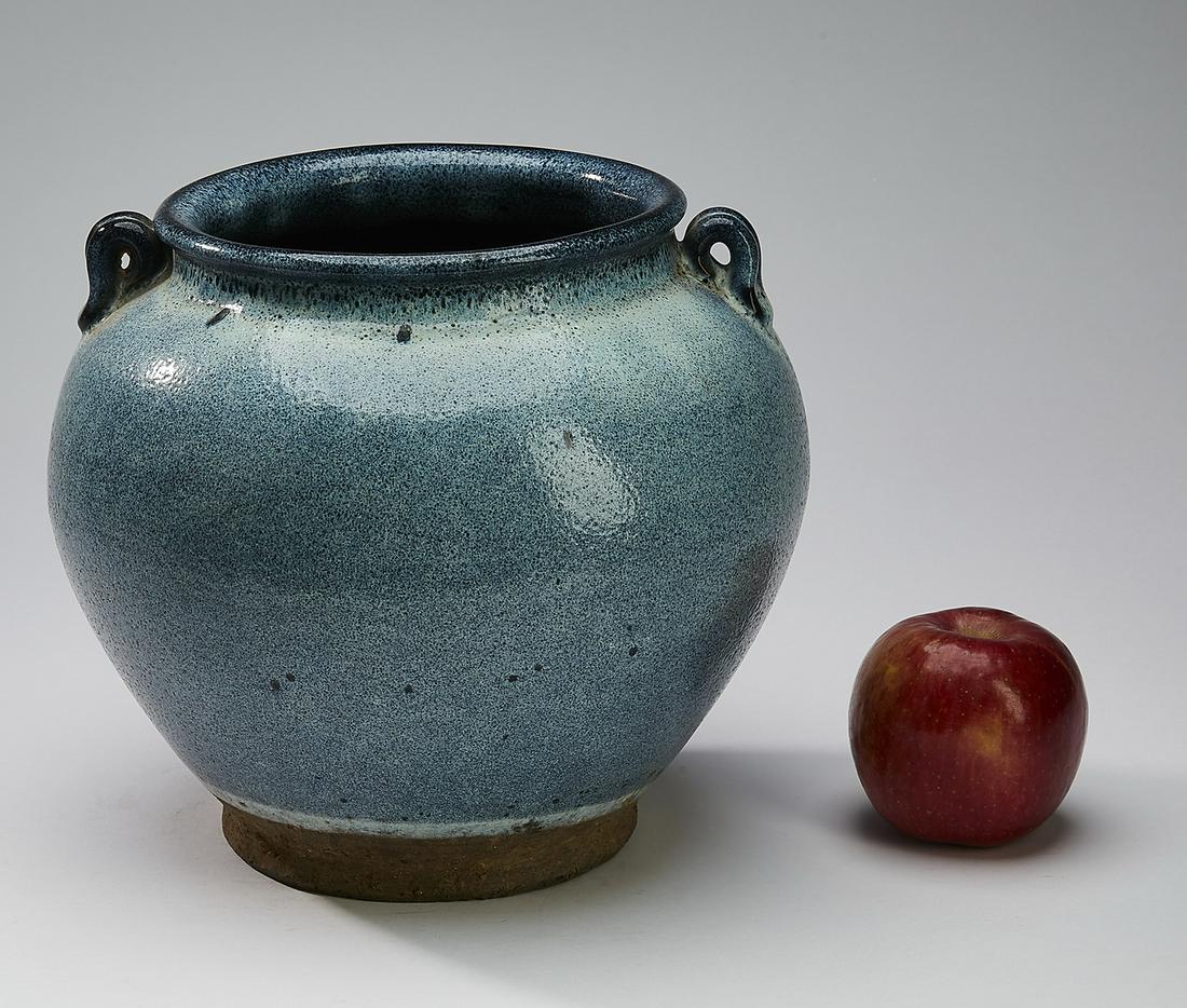 Chinese Jun-ware style blue stoneware jar (1 of 7)