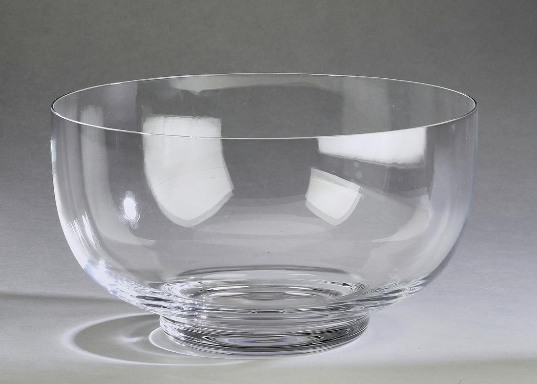 Tiffany 'Georgetown' pattern crystal center bowl (1 of 2)