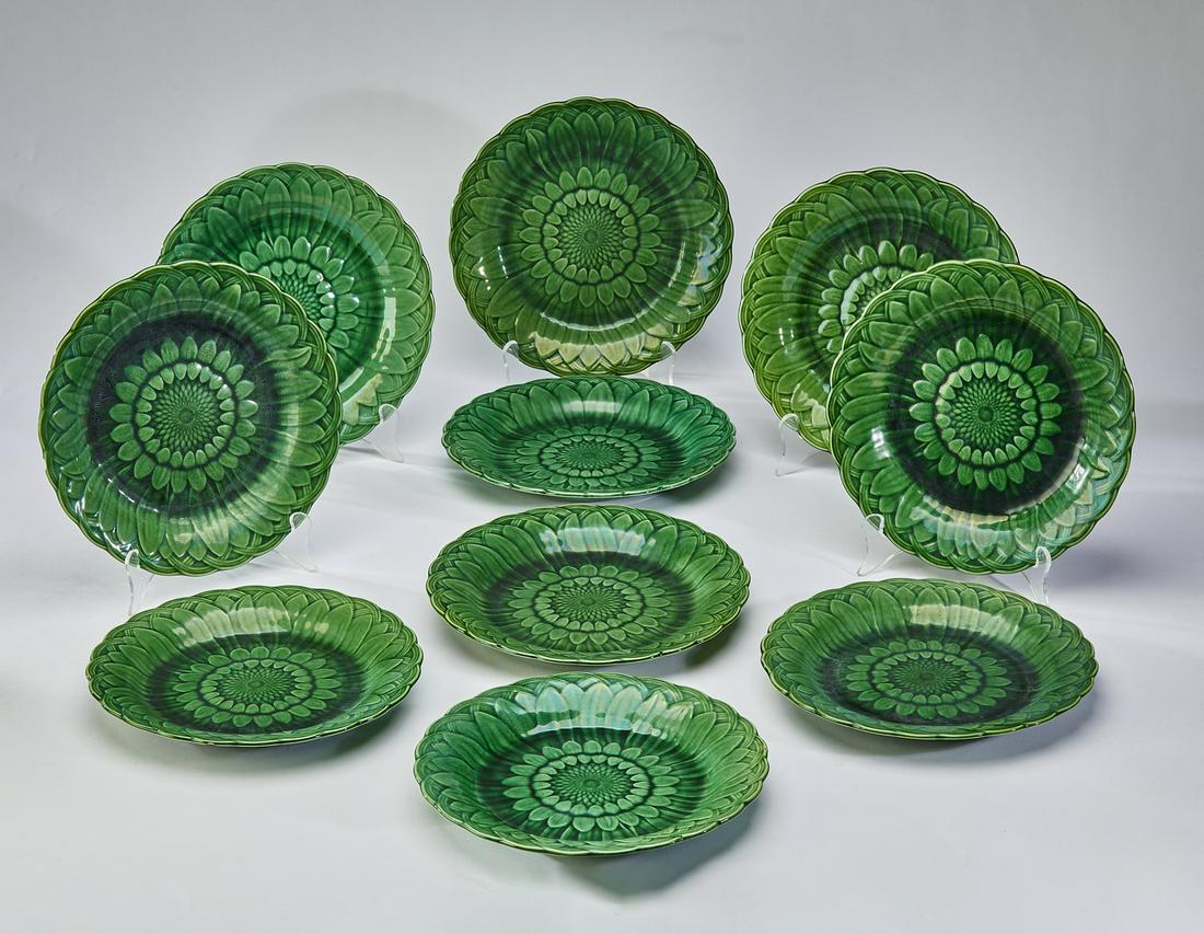(10) Wedgwood majolica sunflower plates, ca 1885 (1 of 4)