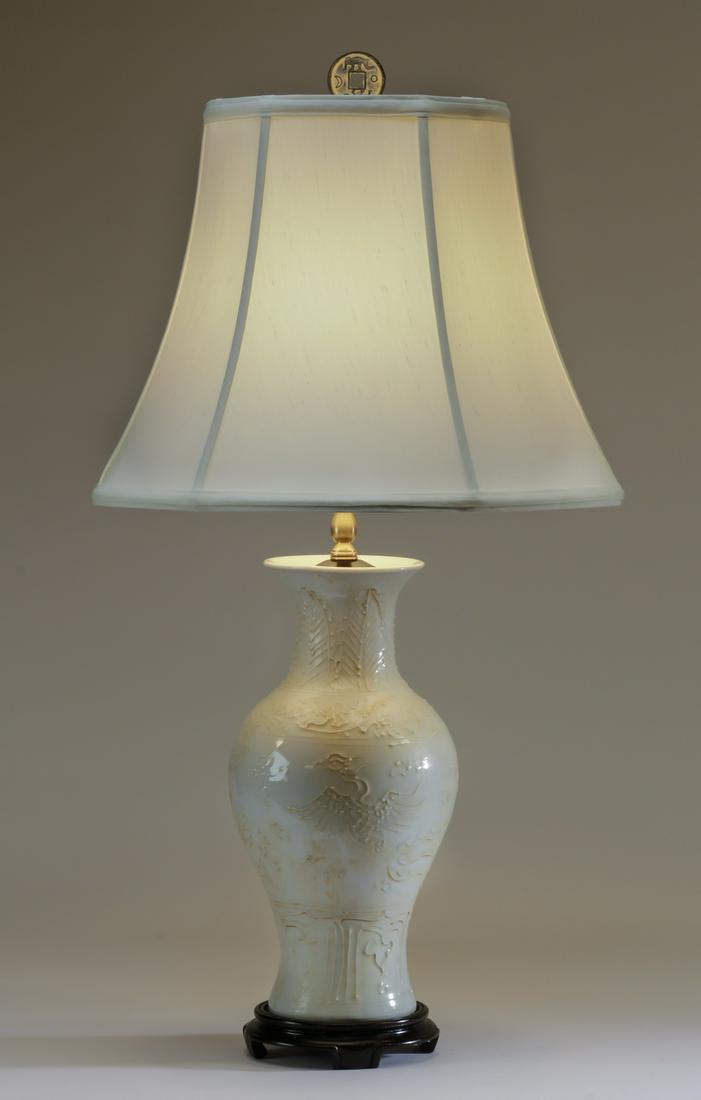 Contemporary blanc de chine Chinese table lamp (1 of 1)