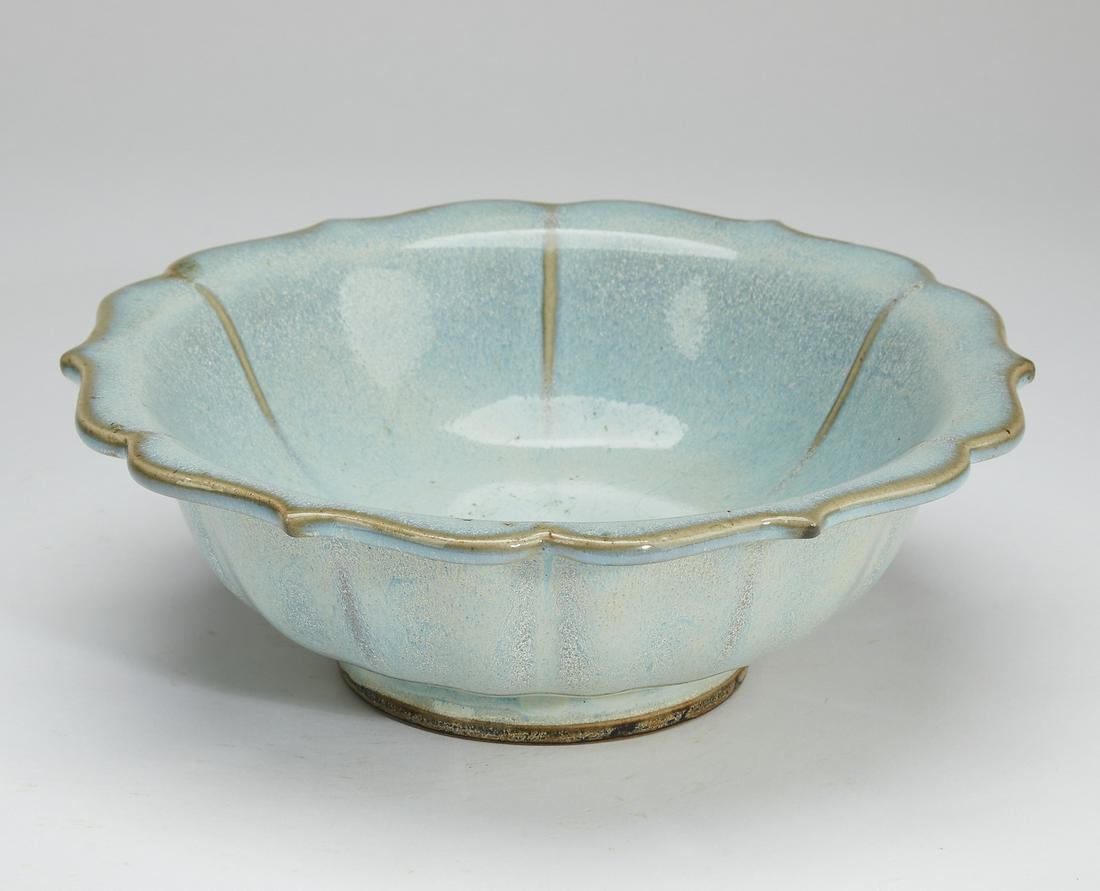 Chinese Jun ware molded flower bowl (1 of 6)