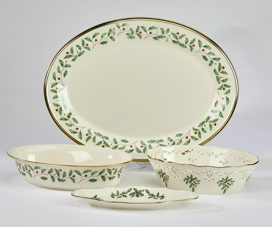 (4) Lenox serving pieces in the 'Holiday' pattern (1 of 2)