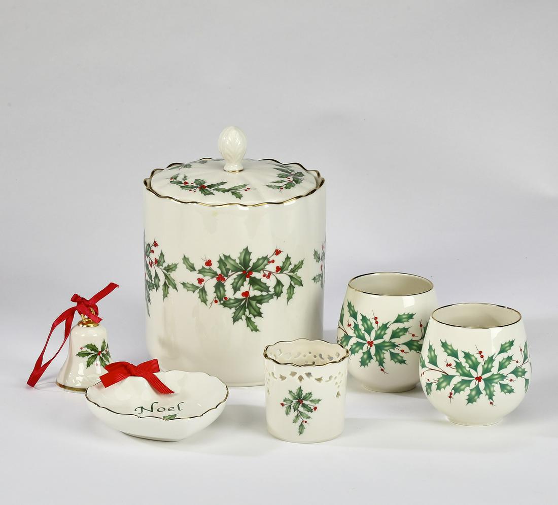 (6) Lenox table articles in the 'Holiday' pattern (1 of 2)