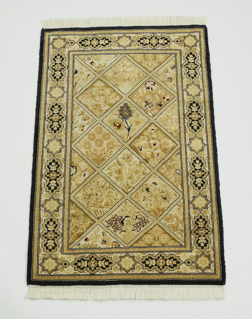 Hand knotted wool Indo-Persian rug, 3' x 2' (1 of 4)