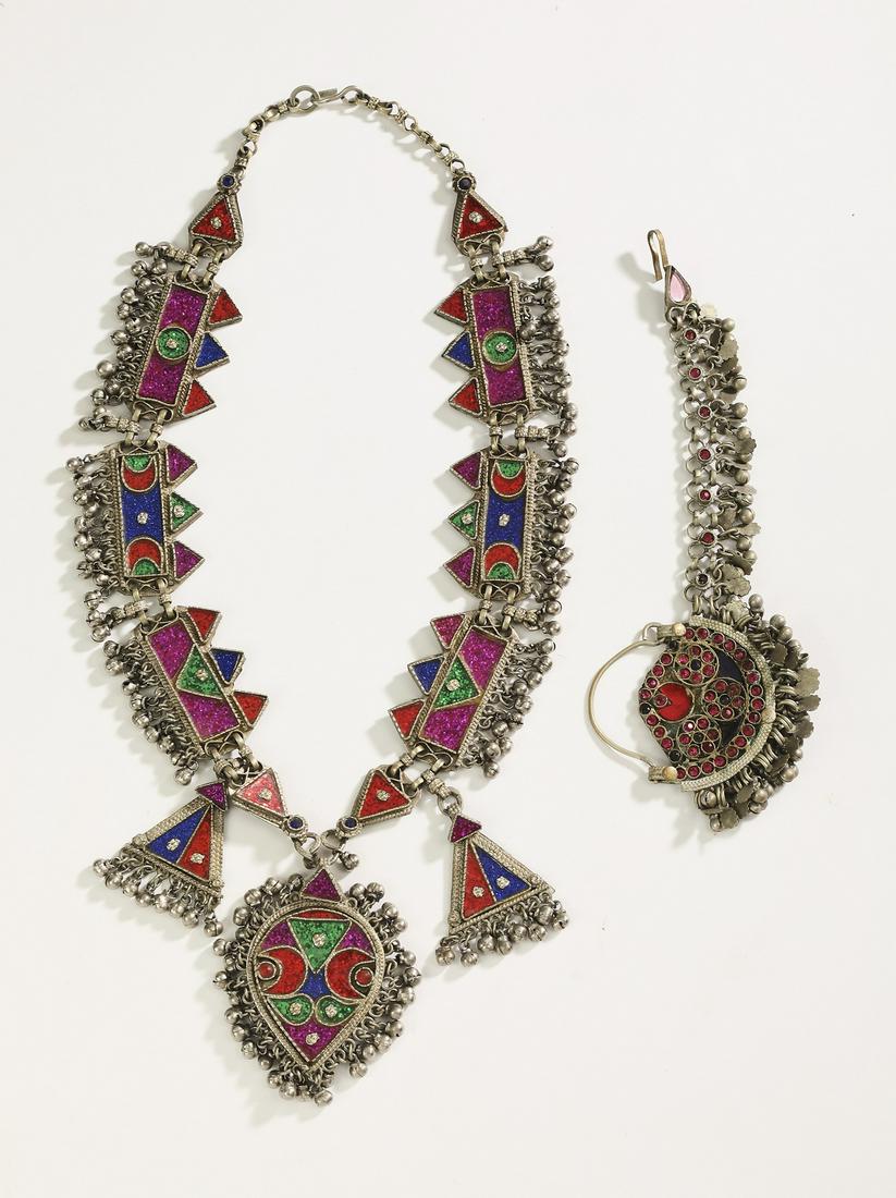 (2 pcs) Afghan Kuchi nickel silver and glass jewelry (1 of 5)