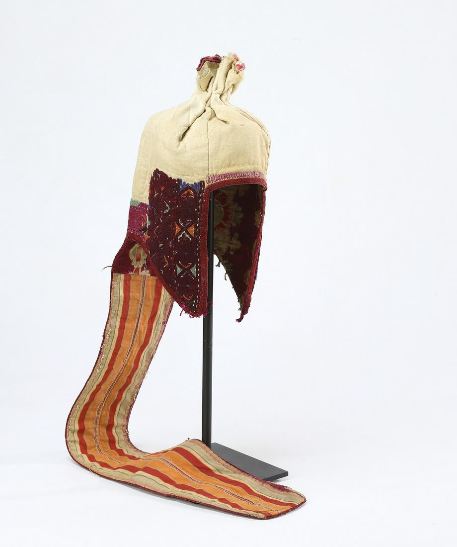 Turkmen embroidered woman's cap (1 of 3)
