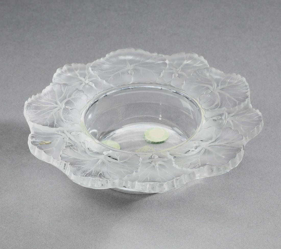 Lalique crystal Honfleur vide poche (1 of 3)