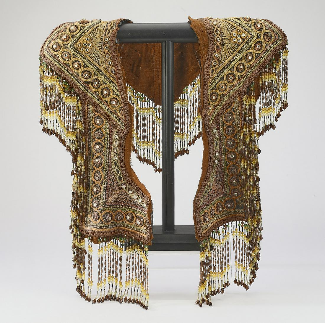 Burmese kalaga shawl, with stand (1 of 3)