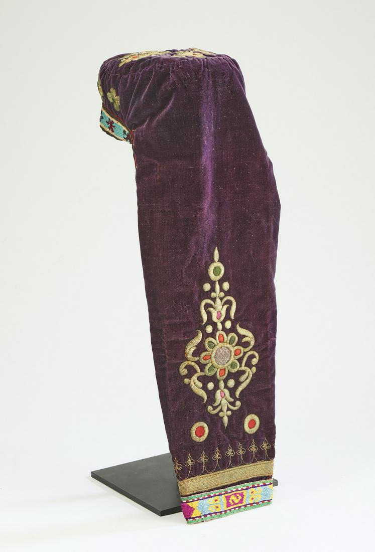 Bukhara embroidered velvet bridal hat (1 of 3)