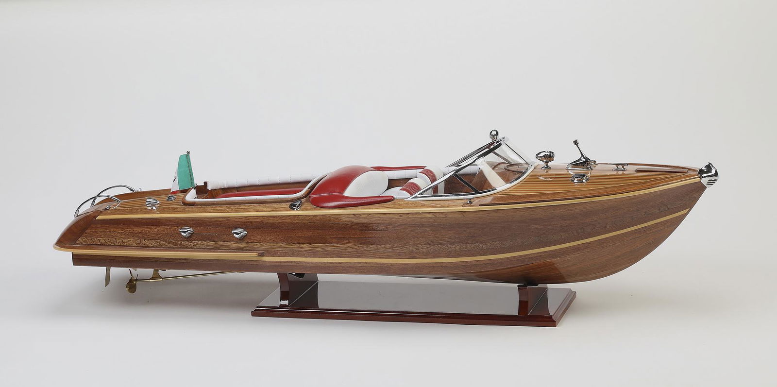 Italian Riva Aquarama wooden model boat (1 of 5)