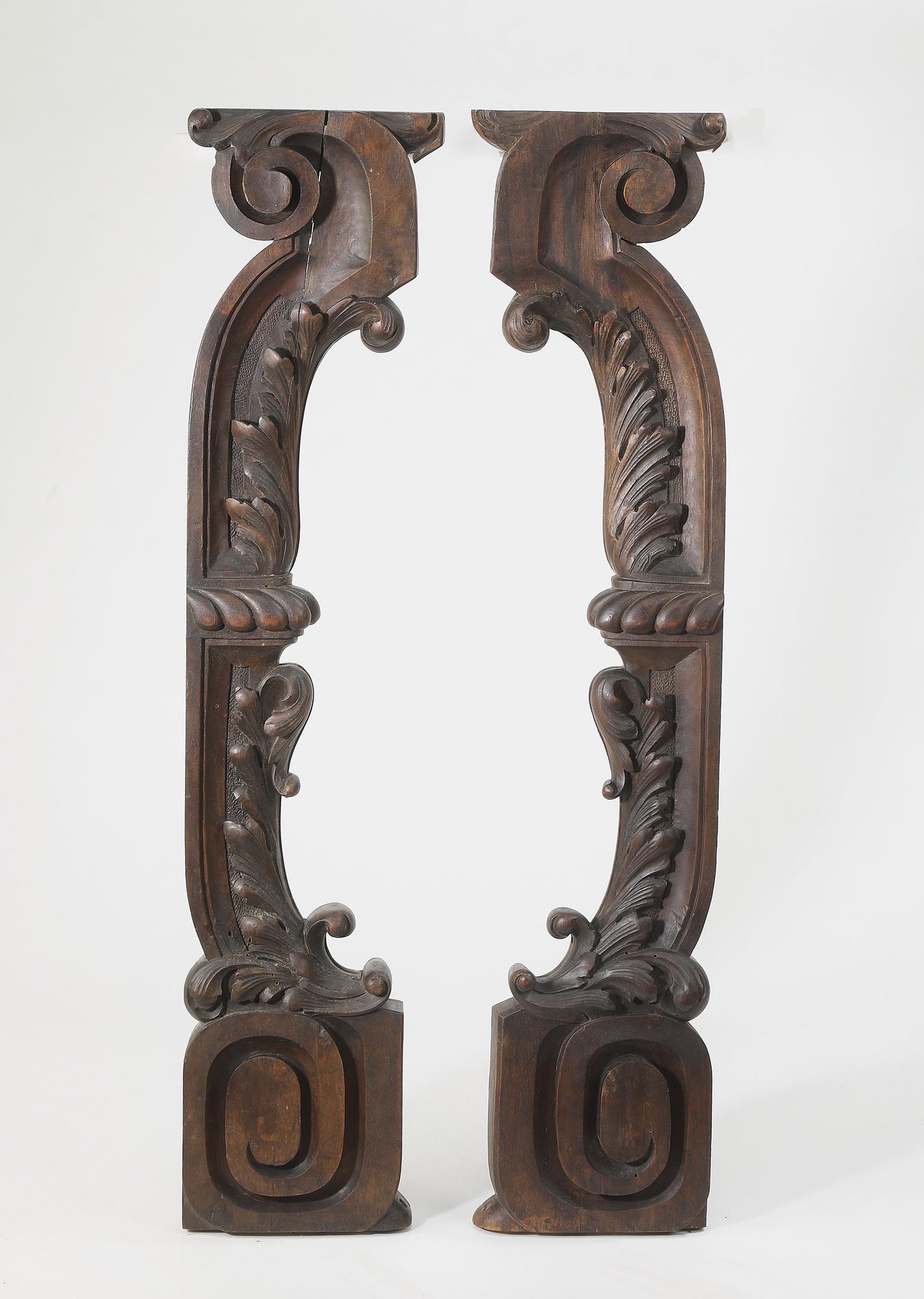 (2) 19th c. Continental carved brackets (1 of 2)
