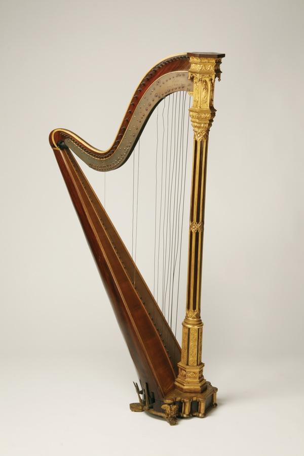 19th c. Erard harp: Late 19th century Erard Louis Philippe rosewood veneered and giltwood harp with Gothic elements, maker marked "Erard Facteur du Pianos et Harpes, Paris", complete with original shipping crate with wro