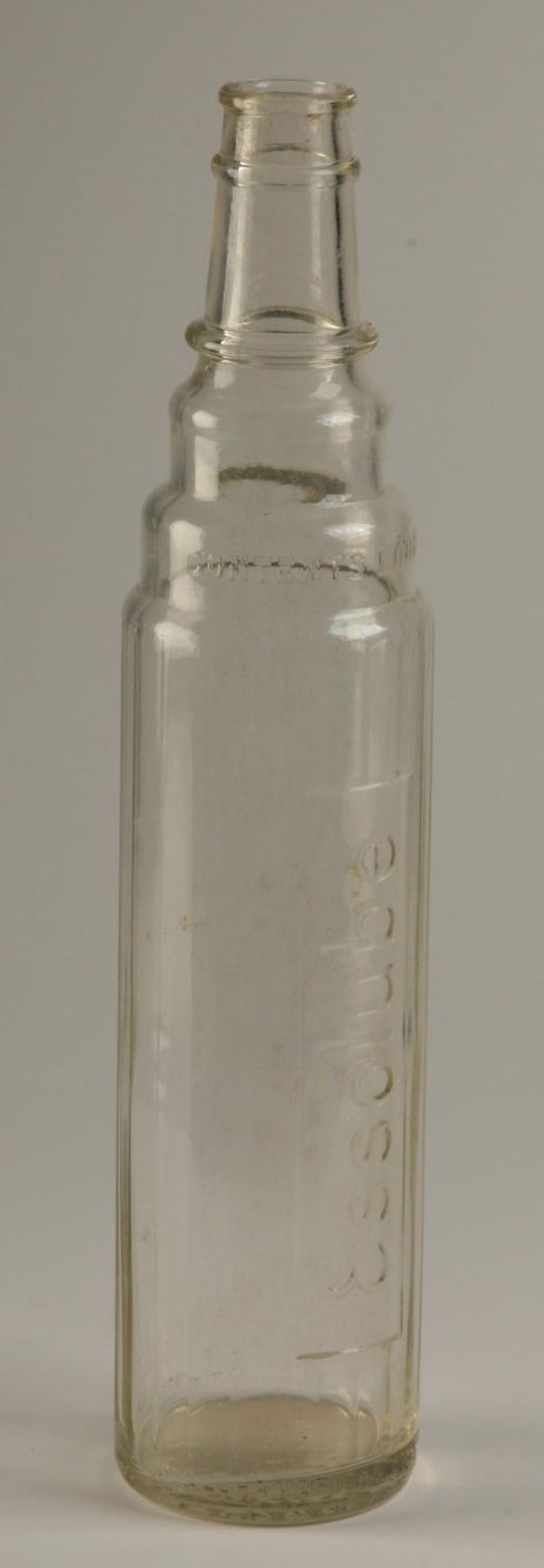 50 Rare vintage Essolube glass motor oil bottle Sep 11, 2010 Great