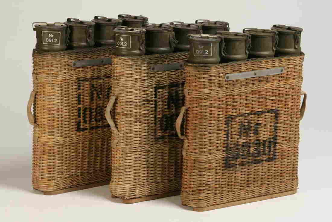 143 Set of 3 World War II ammunition canisters Jun 25, 2011 Great