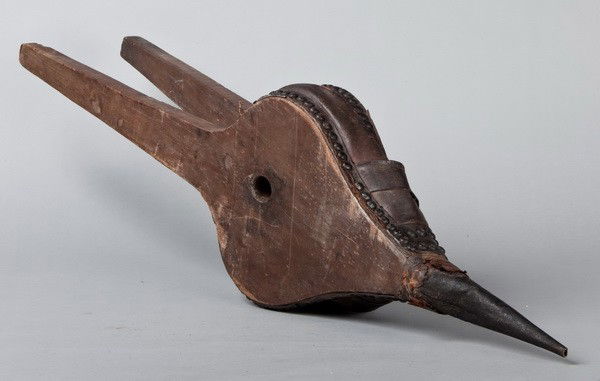 Oversized late 19th century fireplace bellows: Oversized late 19th century fireplace bellows, 42"l x 11"w at the center.