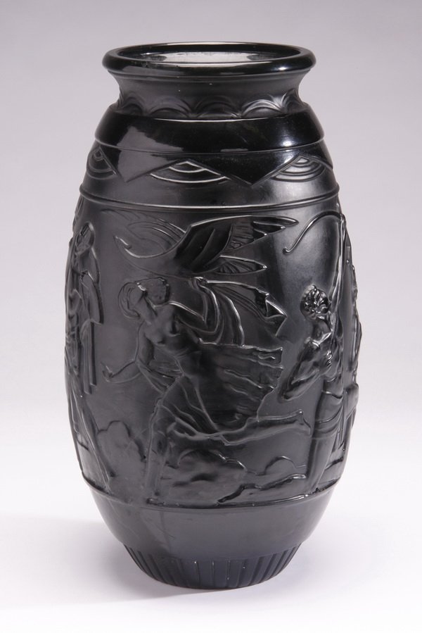 French Art Deco art glass vase, signed: French Art Deco black mold blown art glass vase, with a wide band featuring a stylized hunting scene, the base signed Sabino, Paris, 17"h x 10" diameter.