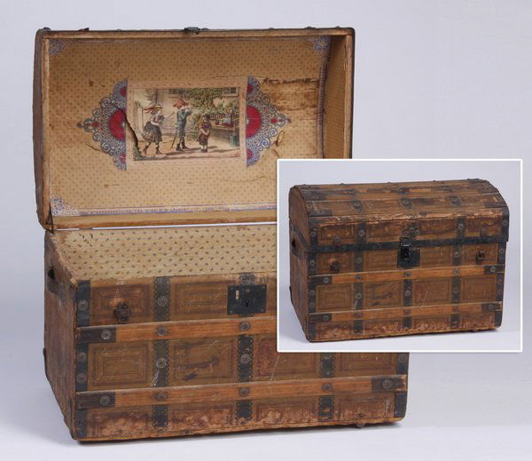 19th c. steamer trunk (1 of 6)