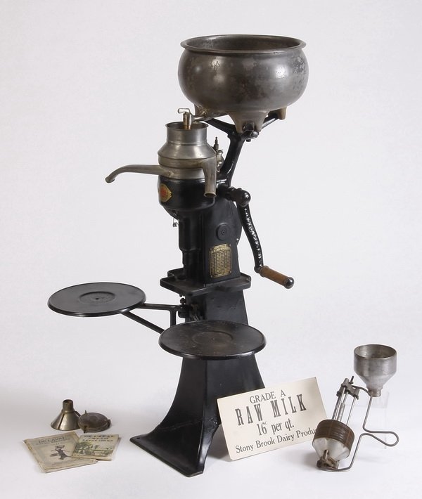 1919 DeLaval cast iron cream separator (1 of 5)