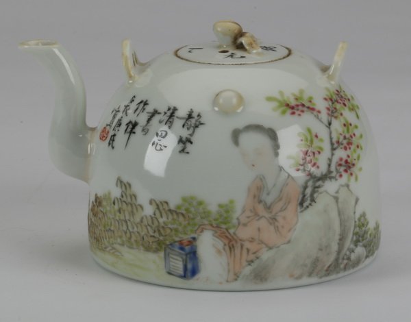Chinese qianjiang porcelain teapot, marked (1 of 10)