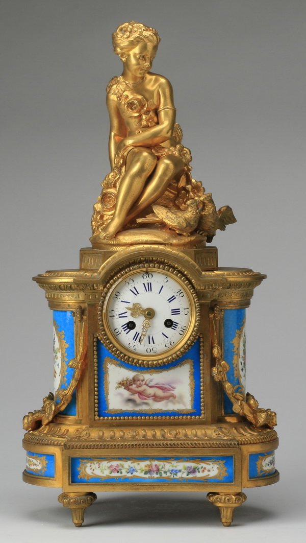 19th c.French porcelain and gilt bronze clock (1 of 8)