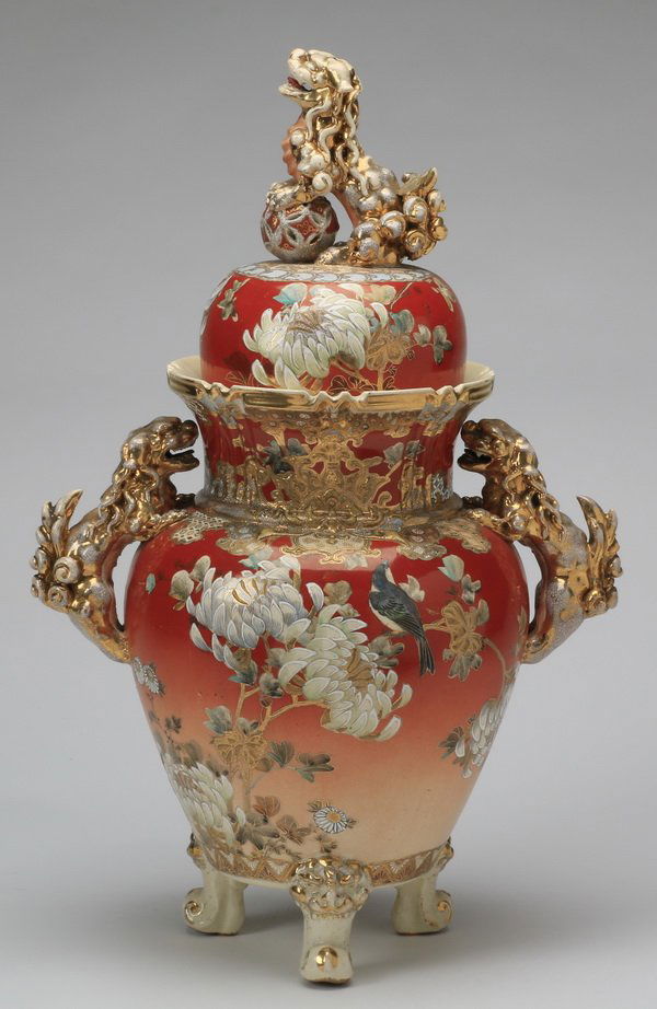 Large Chinese porcelain lidded jar, 26"h (1 of 10)